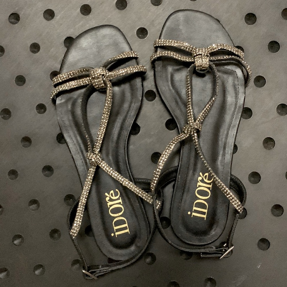 Used - idore from Brazil, size 6b, flats, rhinestones, dressy sandals, formal